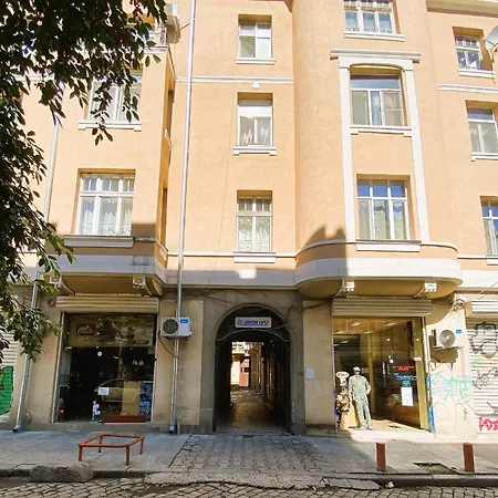 Apartmán Cozy In Downtown - Tsar Samuil Street