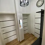 Cozy In Downtown - Tsar Samuil Street Apartment Sofia