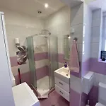 Apartment Cozy In Downtown - Tsar Samuil Street