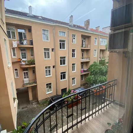 Cozy In Downtown - Tsar Samuil Street Apartamento *
