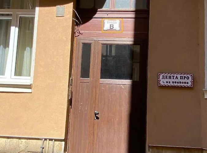 Apartment Cozy In Downtown - Tsar Samuil Street *