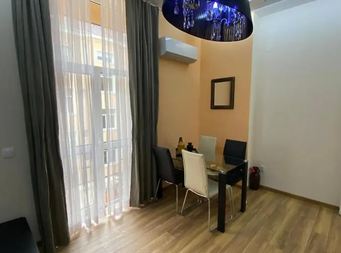 Διαμέρισμα Cozy In Downtown - Tsar Samuil Street *